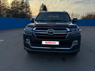 2016 Toyota Land Cruiser 200 Series Рестайлинг 2, серый, 5100000 рублей, вид 3