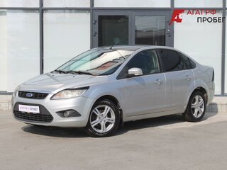 2010 Ford Focus II Рестайлинг, серебристый, 320000 рублей, вид 1