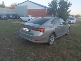 2021 Skoda Octavia IV (A8), коричневый, 1690000 рублей, вид 3