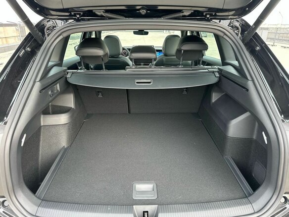 2026 Volkswagen Tiguan L Pro III (China Market), чёрный, 4950000 рублей - вид 36