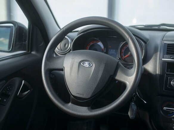 2023 Lada (ВАЗ) Granta Cross I Рестайлинг, чёрный, 720000 рублей - вид 12