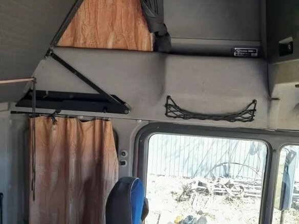 2000 MAN F 2000, красный, 1050000 рублей - вид 13