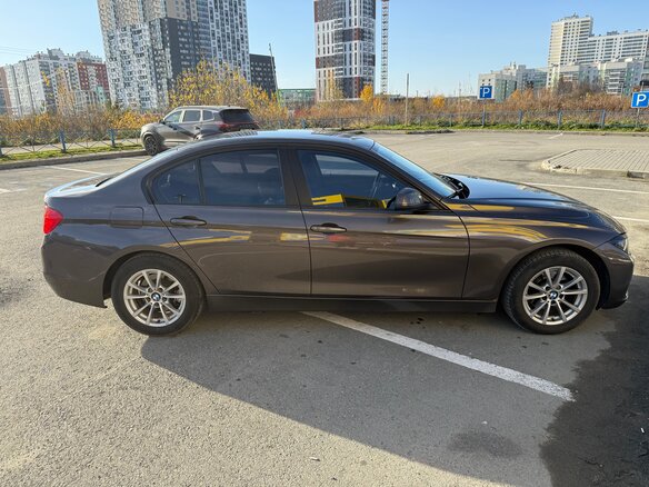 2014 BMW 3 серии 316i VI (F3x), коричневый, 1550000 рублей - вид 4