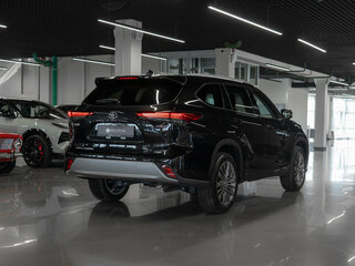 2026 Toyota Highlander IV (XU70), чёрный, 5450000 рублей, вид 5
