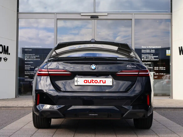 2026 BMW 5 серии 520i VIII (G60/G61/G68), чёрный, 7115000 рублей - вид 5