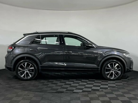 2025 Volkswagen T-Roc I (China Market) Рестайлинг, чёрный - вид 3