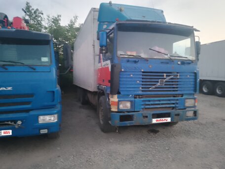 1990 Volvo F-Series, синий, 1150000 рублей, вид 3