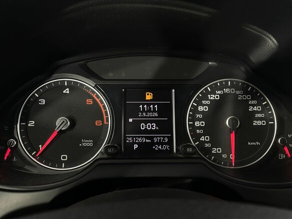 2012 Audi Q5 I (8R) Рестайлинг, белый - вид 15