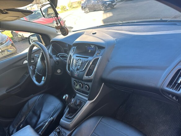 2011 Ford Focus III, коричневый, 450000 рублей - вид 5