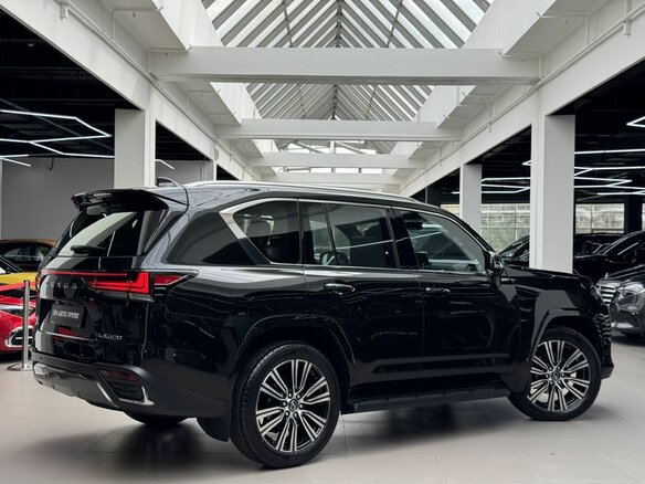 2026 Lexus LX 600 IV, чёрный, 21490000 рублей - вид 6
