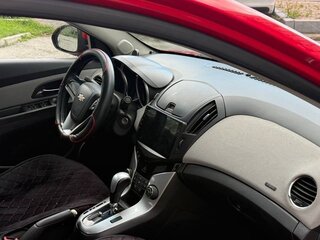 2012 Chevrolet Cruze I Рестайлинг, красный, 500000 рублей, вид 5