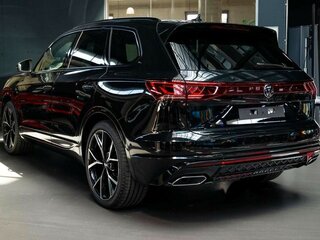 2026 Volkswagen Touareg III Рестайлинг, чёрный, 7770000 рублей, вид 3
