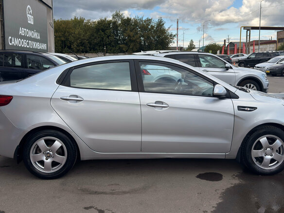 2015 Kia Rio III, серебристый, 790000 рублей - вид 8