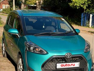 2019 Toyota Sienta II Рестайлинг, зелёный, 1690000 рублей, вид 2