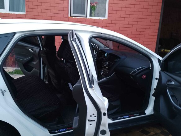2012 Ford Focus III, белый, 650000 рублей - вид 7