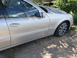 2003 Mercedes-Benz E-Класс 200 III (W211, S211), серебристый, 880000 рублей, вид 4