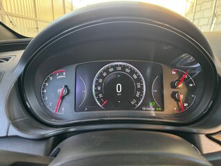 2014 Opel Insignia I Рестайлинг, белый, 1600000 рублей, вид 1