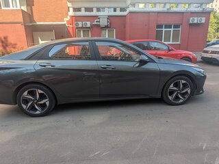 2022 Hyundai Avante VII, зелёный, 2100000 рублей, вид 2