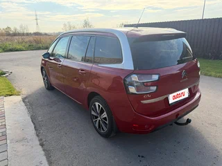 2018 Citroen C4 Picasso Grand II Рестайлинг, красный, 1490000 рублей, вид 5
