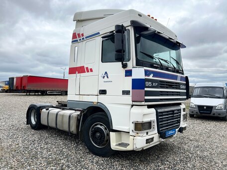 2000 DAF XF 95, белый, 630000 рублей, вид 4