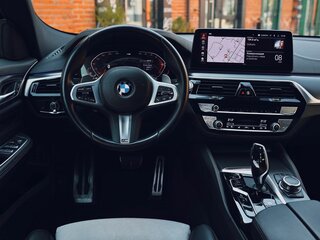 2022 BMW 6 серии Gran Turismo 640i xDrive IV (G32) Рестайлинг, чёрный, 6400000 рублей, вид 3