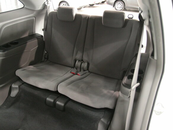 2009 Honda Stream II Рестайлинг, белый, 1220000 рублей - вид 25