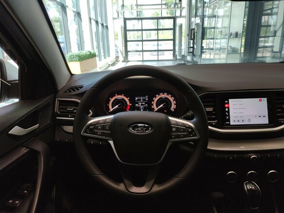 2026 Lada (ВАЗ) Vesta SW I Рестайлинг (NG), серебристый, 1865000 рублей - вид 16