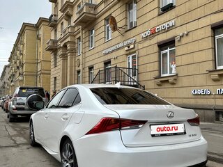 2018 Lexus IS 300 III Рестайлинг, белый, 2250000 рублей, вид 3
