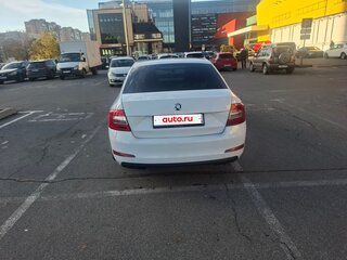 2015 Skoda Octavia III (A7), белый, 650000 рублей, вид 3