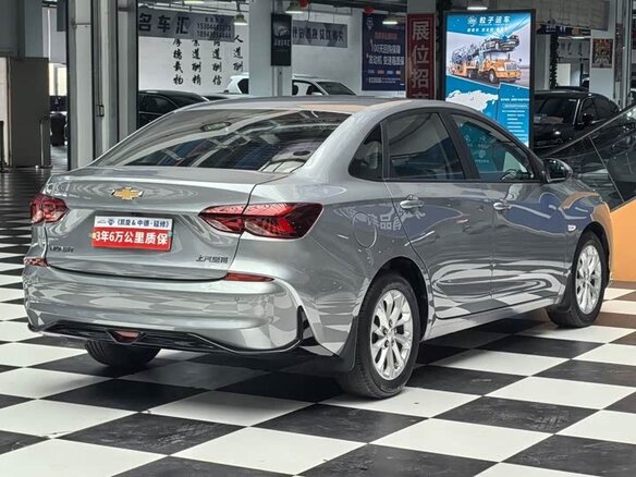 2023 Chevrolet Monza II Рестайлинг, серебристый, 1315000 рублей - вид 6