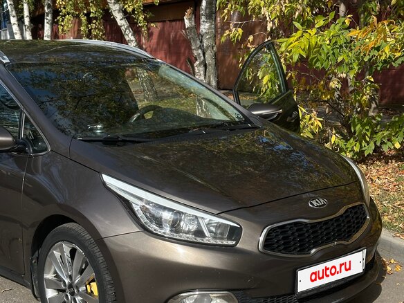 2014 Kia Ceed II, коричневый, 1170000 рублей - вид 3