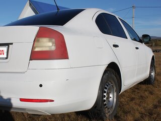 2012 Skoda Octavia II (A5) Рестайлинг, белый, 750000 рублей, вид 4