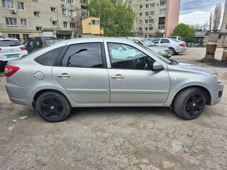 2014 Lada (ВАЗ) Granta I, серебристый, 630000 рублей, вид 3