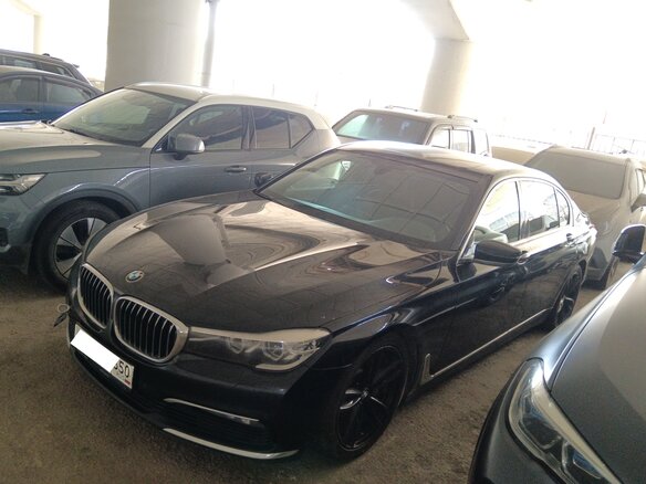 2017 BMW 7 серии Long 725Ld VI (G11/G12), чёрный, 2540000 рублей - вид 3