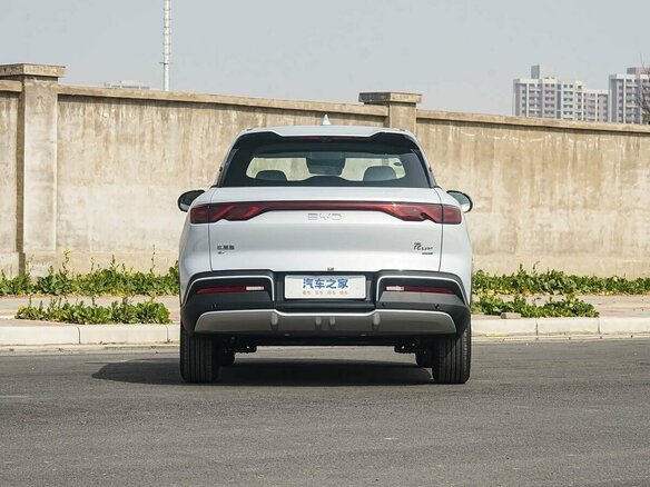 2026 BYD Yuan Up 45.12 kWh, белый, 2160000 рублей - вид 5