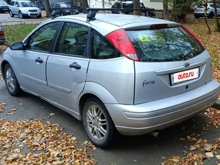 2002 Ford Focus I (North America), серебристый, 249000 рублей, вид 4