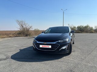 2022 Chevrolet Malibu IX Рестайлинг, чёрный, 1966666 рублей, вид 2