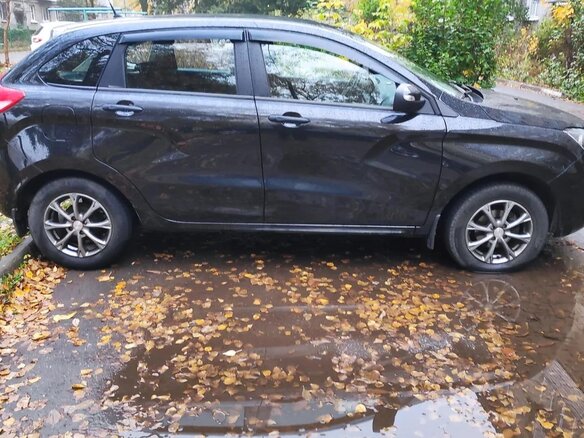 2019 Lada (ВАЗ) XRAY I, чёрный, 900000 рублей - вид 1