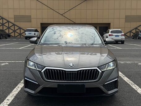 Skoda Octavia IV (A8)