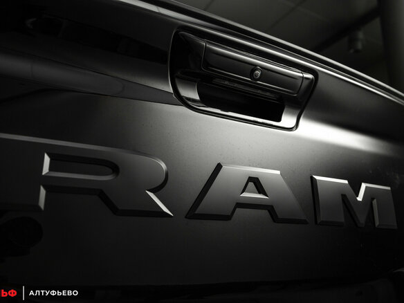 2025 Ram 1500 Crew Cab V Рестайлинг, чёрный, 9290000 рублей - вид 9
