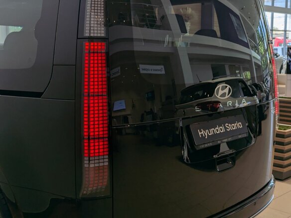 2026 Hyundai Staria I Рестайлинг, чёрный, 10900000 рублей - вид 12