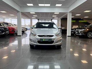 2012 Hyundai Solaris I, серебристый, 670000 рублей, вид 3