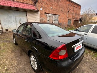 2008 Ford Focus II Рестайлинг, чёрный, 490000 рублей, вид 3