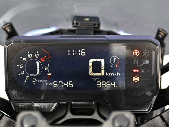 2024 Honda CB 650R, чёрный - вид 8