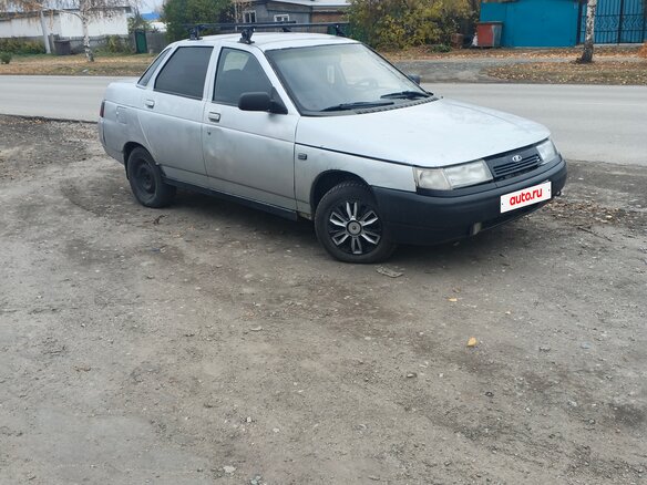 2002 Lada (ВАЗ) 2110, серебристый, 75000 рублей - вид 1