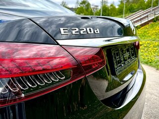 2022 Mercedes-Benz E-Класс 220 d V (W213, S213, C238) Рестайлинг, чёрный, 6070000 рублей, вид 5