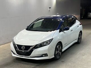 2017 Nissan Leaf II (ZE1), белый, 1999999 рублей, вид 3