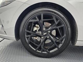 2022 Hyundai Avante VII, серый, 1800000 рублей, вид 3