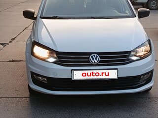 2019 Volkswagen Polo V Рестайлинг, белый, 590000 рублей, вид 1