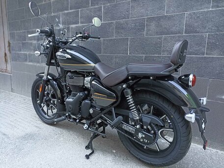 2026 Royal Enfield Meteor, чёрный, 528000 рублей, вид 5